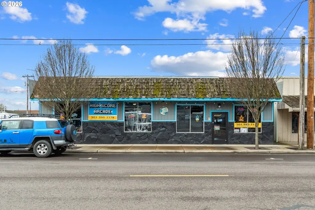 210 N Molalla Ave, Molalla, OR 97038