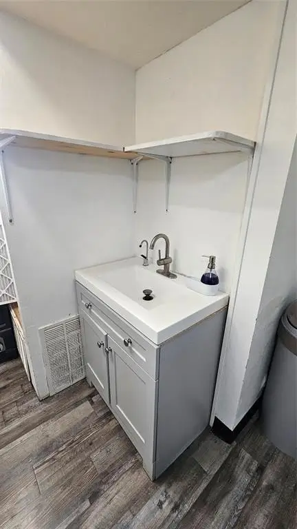 Picture 24