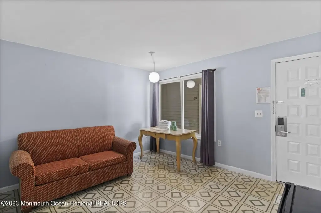 Picture 30