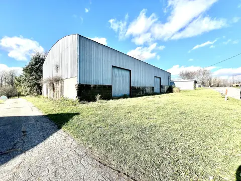 Versatile Industrial Property Near New Castle