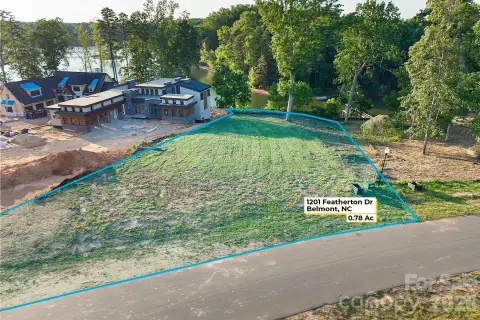 Dockable Waterfront Homesite