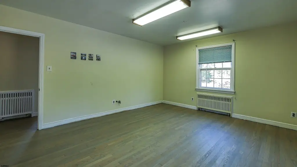 Picture 43