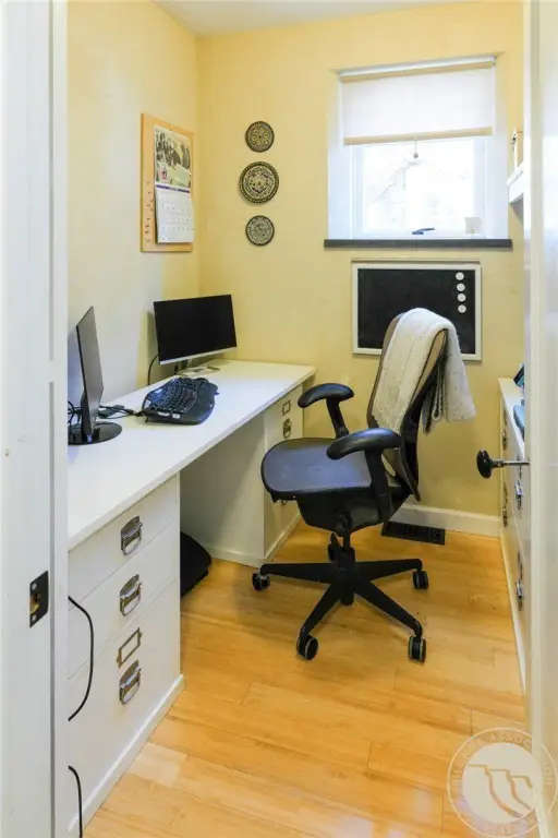 Picture 9