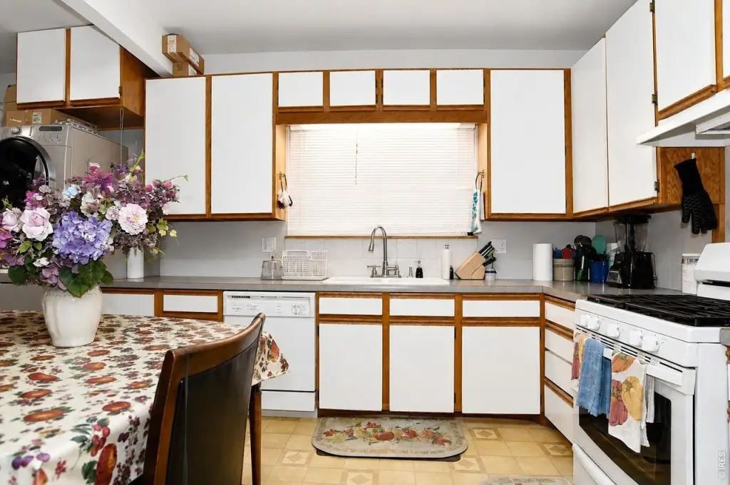 Picture 8