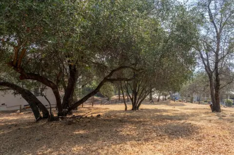 Residential Lot Near Golf Course