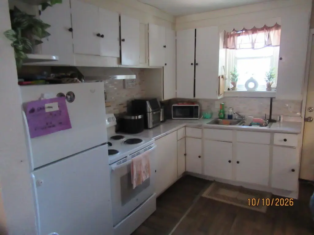 Picture 10