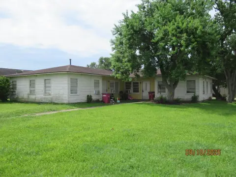 Duplex With Separate Utility Meters