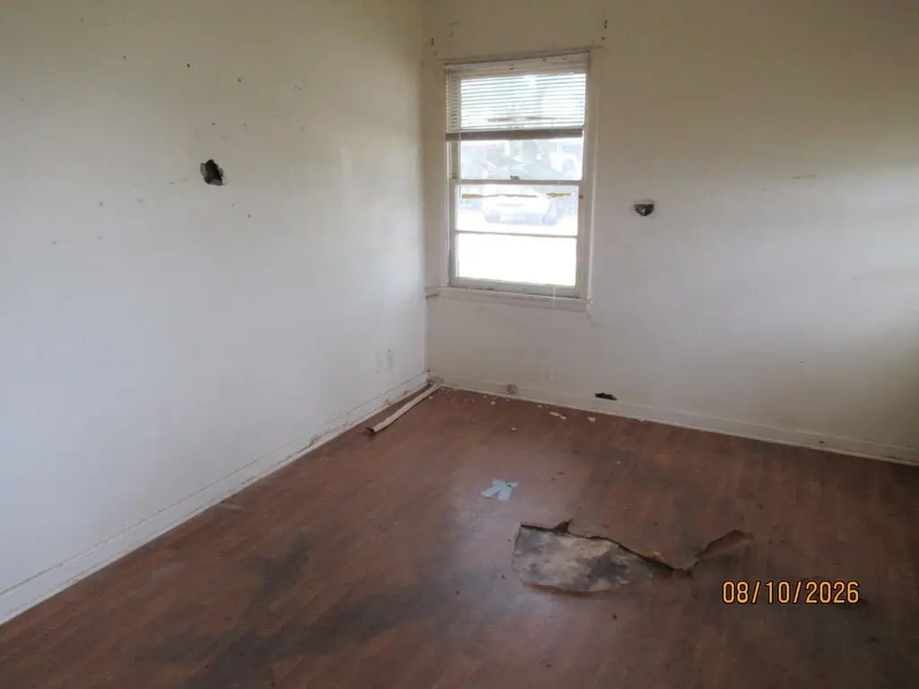 Picture 33