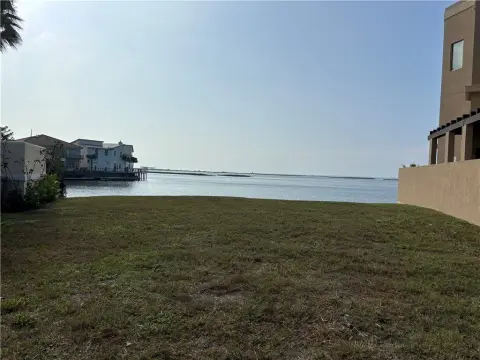 Waterfront Lot in Corpus Christi
