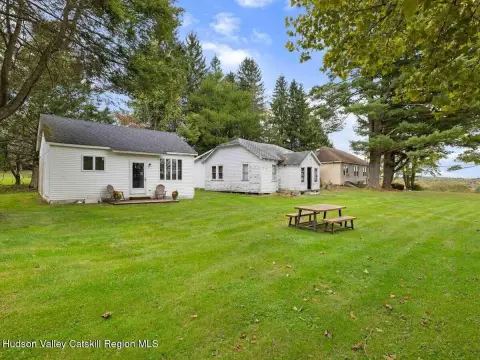 Triplex Cottage Property