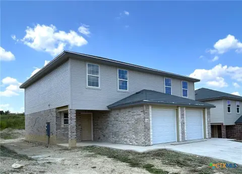 Modern Duplex in Harker Heights