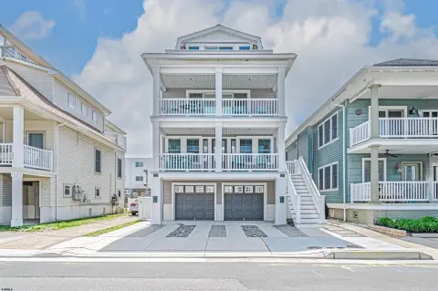 Three-Level Residential Income Property