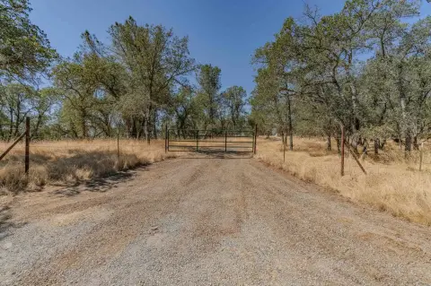 160 Acres Natural Retreat Potential