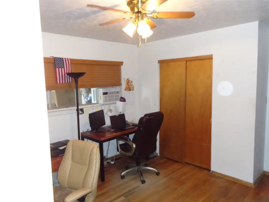 Picture 9