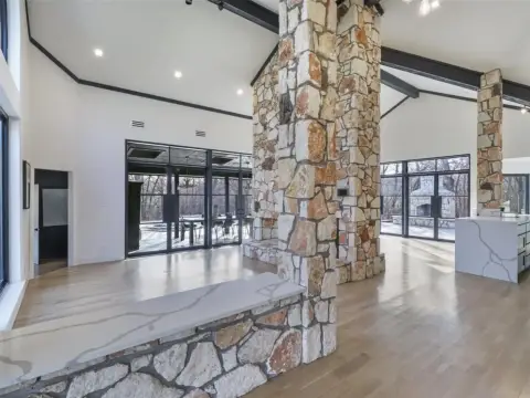 Bartonville Retreat with Resort Features