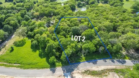 Residential Land in Lone Oak ISD