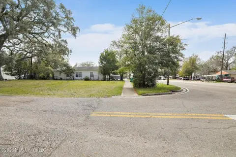 Corner Lot Near Downtown Gulfport