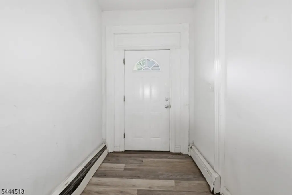 Picture 19