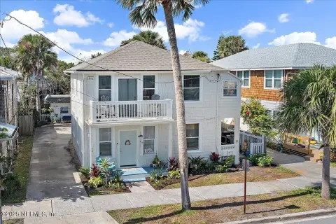 Neptune Beach Triplex Near Ocean
