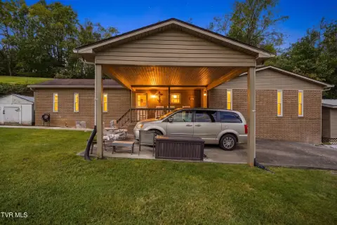 Duplex Property with Outbuildings