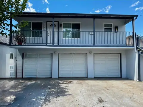 Second-Floor Apartment with Garage