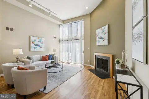 Art Deco Multifamily Capitol Hill