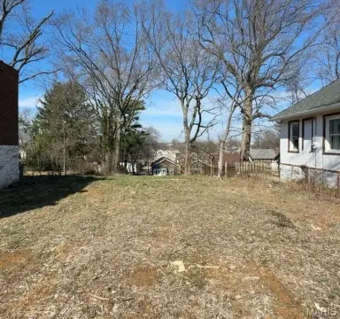 Residential Lot Near Ted Drewes
