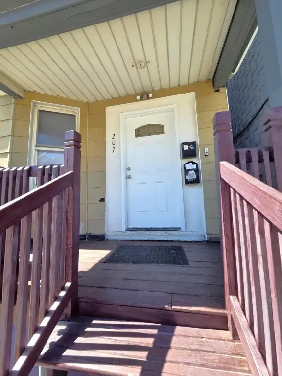 Picture 11