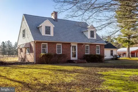 Scenic Farm with Cape Cod