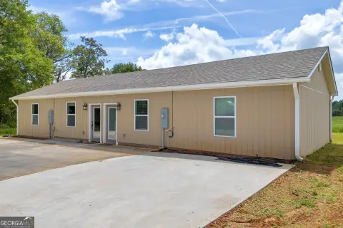 Duplex with Two One-Bedroom Units