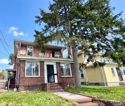 Detached Two-Family Duplex