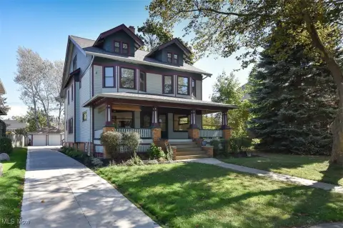 Classic Triplex with Upgrades