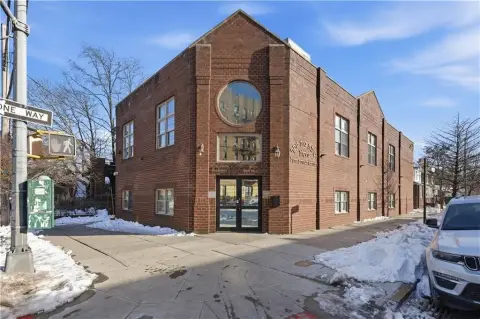 Brooklyn Institutional/Educational Facility For Sale