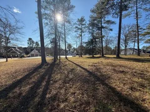 Residential Lot in Golf Community