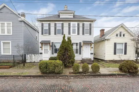 Updated Duplex Near German Village