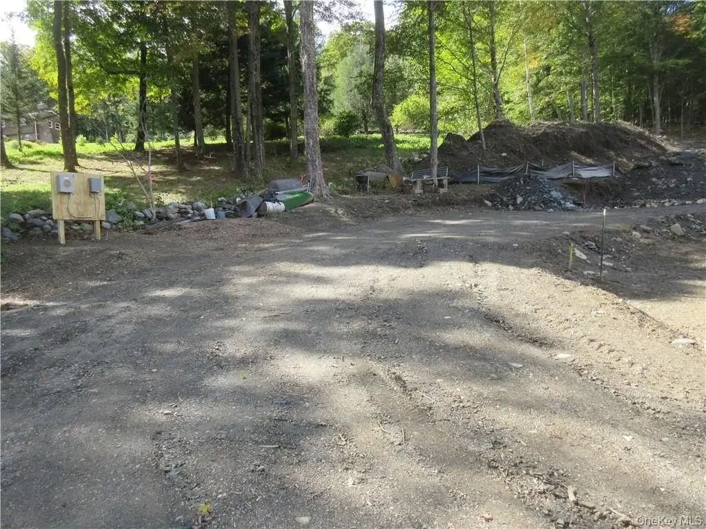 Picture 4