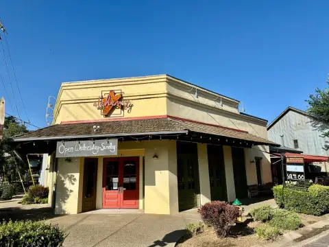 Turn-Key Restaurant in Murphys, CA