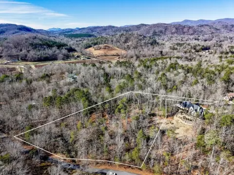 Travelers Rest Homesite with Mountain Views
