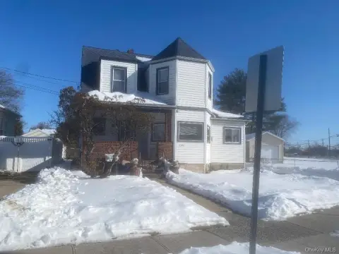 Legal Two-Family Home, Baldwin