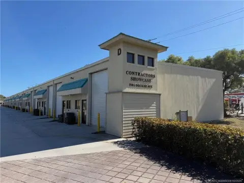 Stuart Warehouse/Office Space For Sale