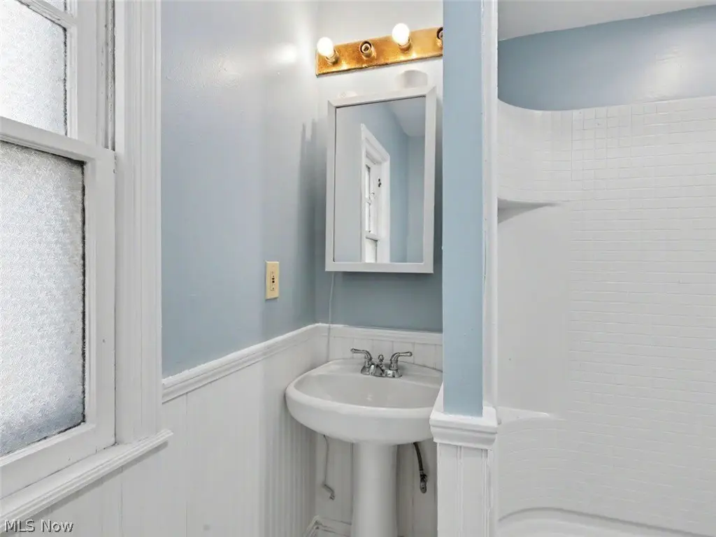 Picture 9