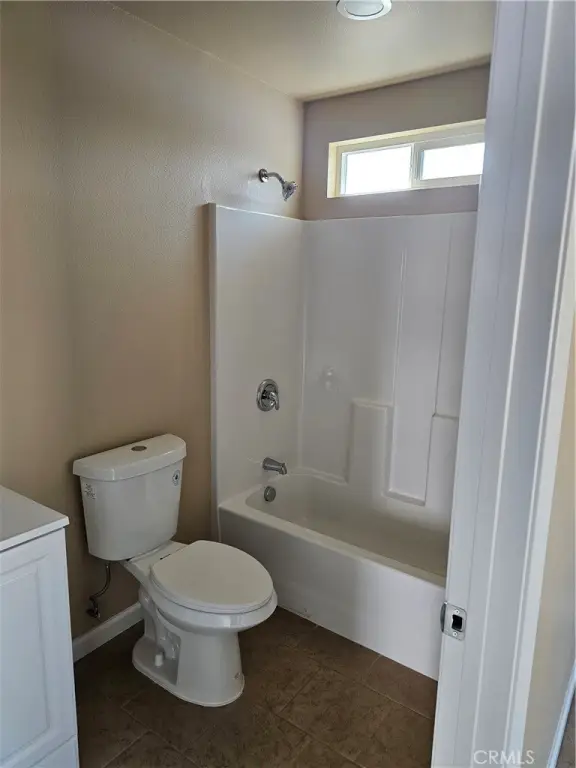 Picture 37