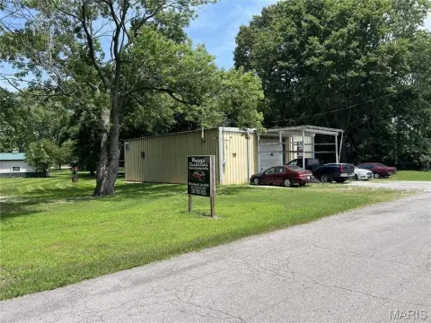 Benton, MO Business Opportunity