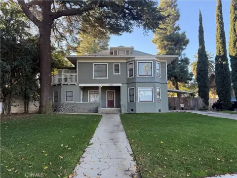 Victorian Multifamily Property in Corona