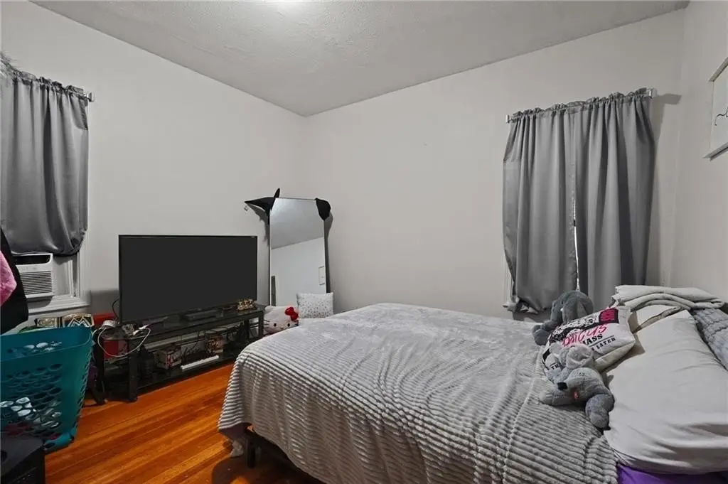 Picture 4