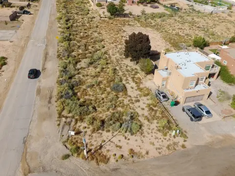 Half-Acre Corner Lot in Rio Rancho