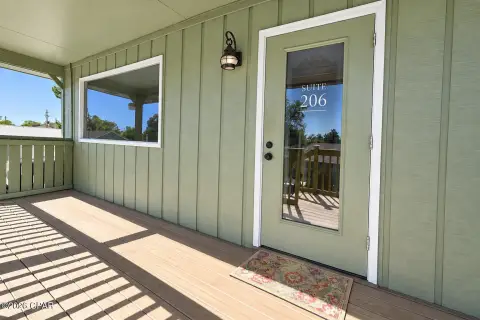 Four-Suite Professional Office Property