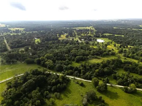Unrestricted Wooded Land in Midway, TX