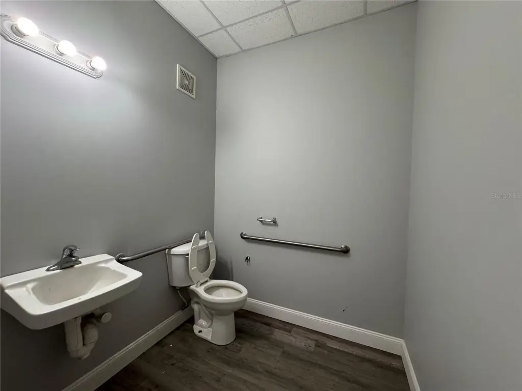 Picture 4