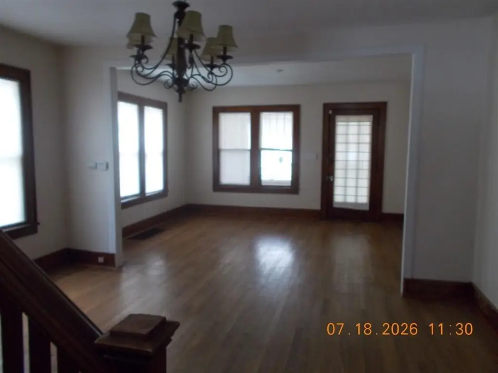 Picture 12
